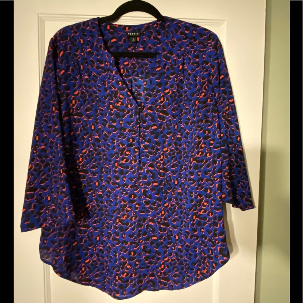 Torrid leopard blouse